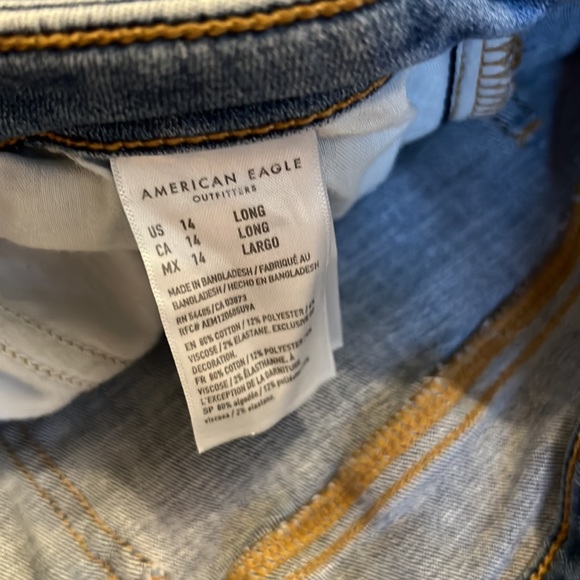 American Eagle Jeans - Picture 4 of 9